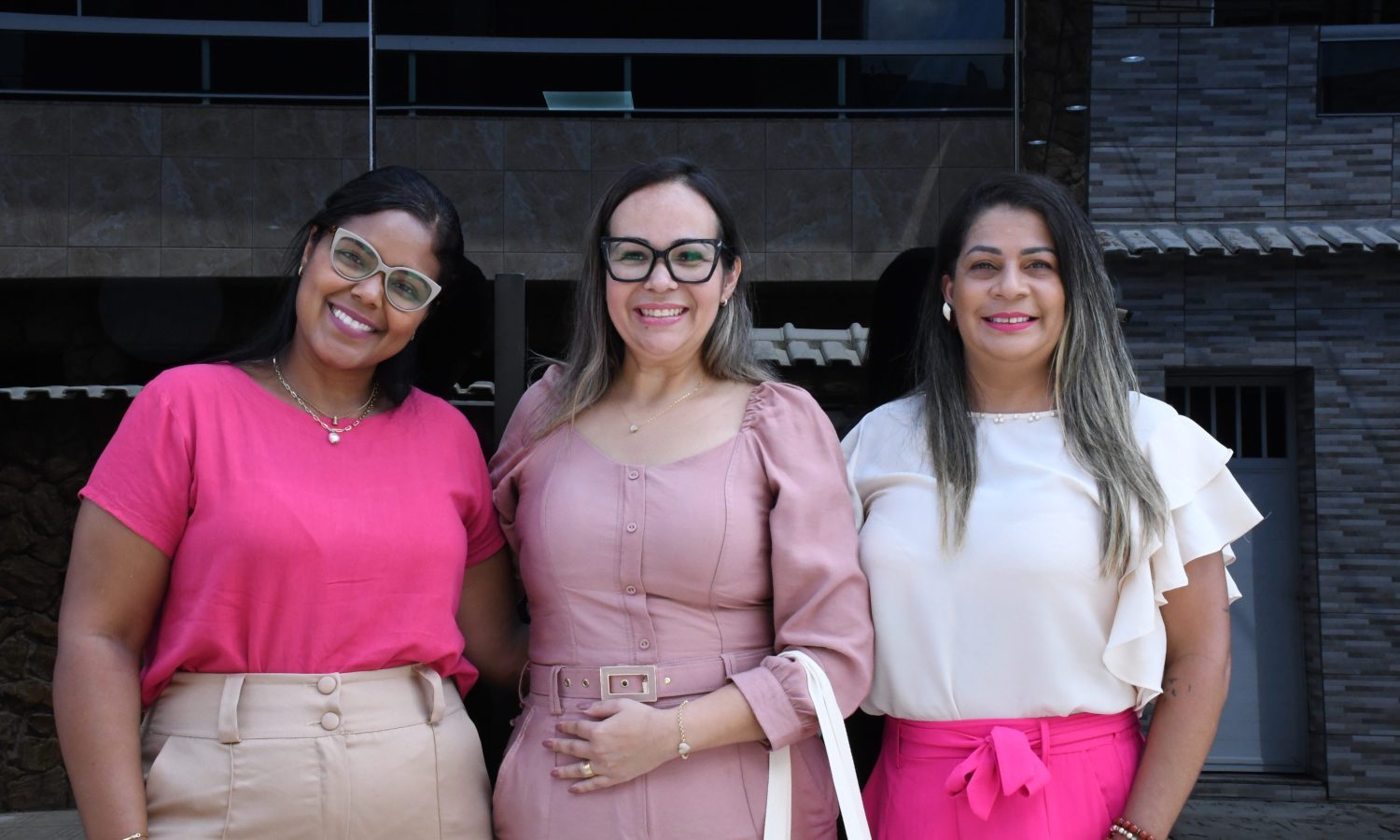 Café em comemoração ao dia das mulheres